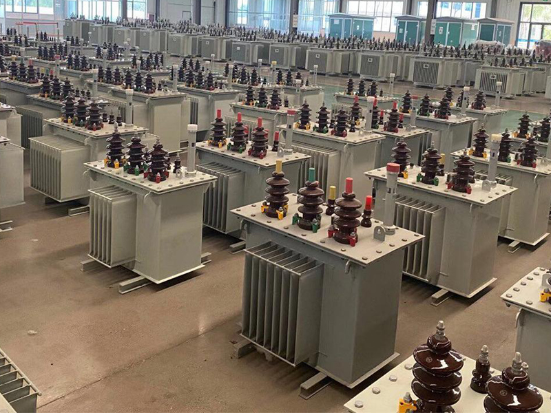 Ngâm dầu hay loại khô? Hướng dẫn nhanh để hiểu hai phe máy biến áp chính
